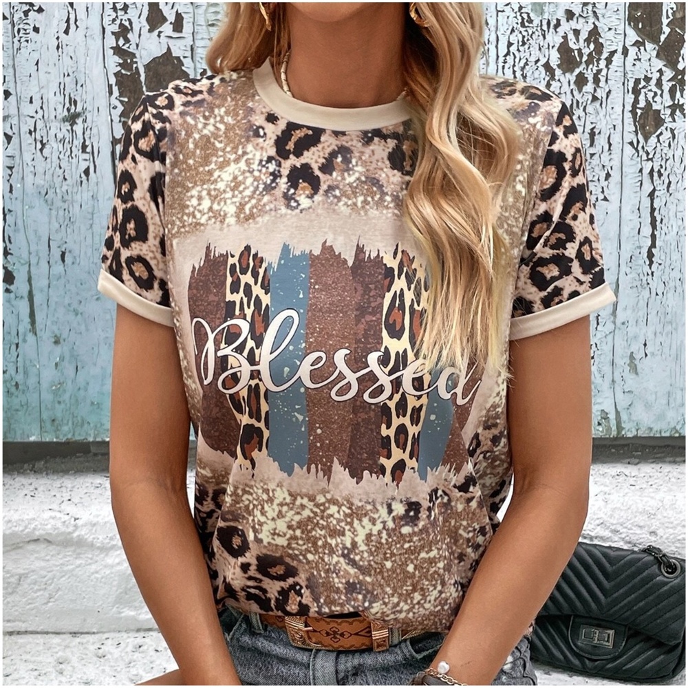 Blessed leopard Print Graphic Tee - Picture 2 of 5